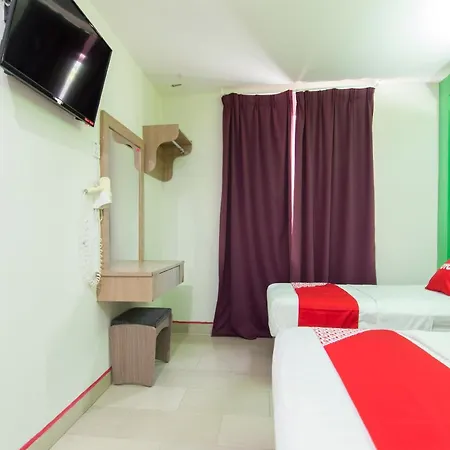 Valley View Hotel Lumut Exterior photo
