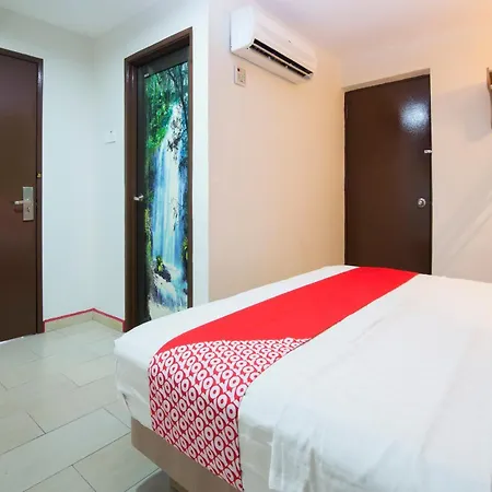 Valley View Hotel Lumut Exterior photo