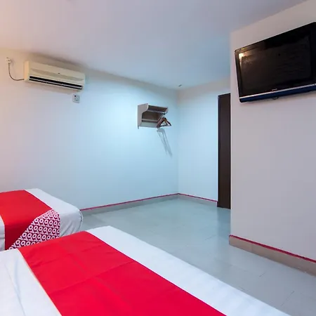 Valley View Hotel Lumut Exterior photo